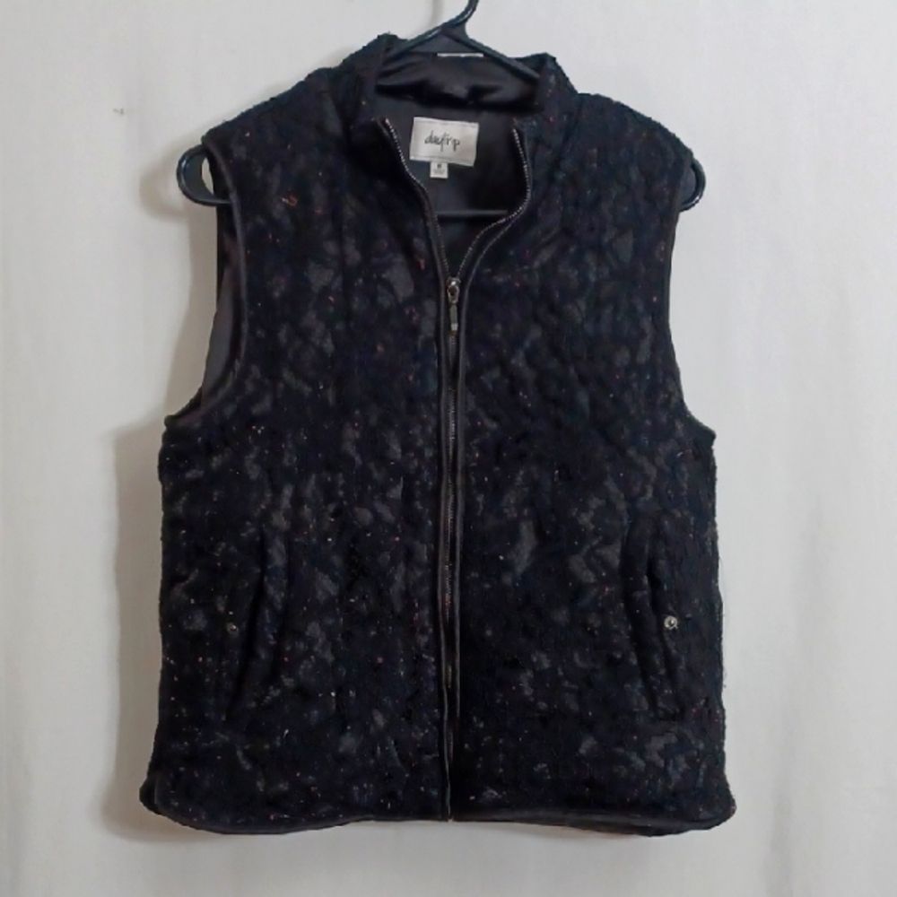 Daytrip Black Quilted Vest Size Medium